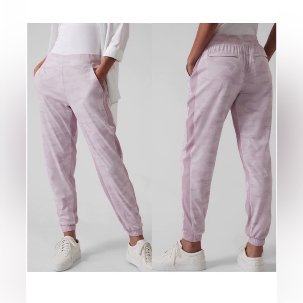 Athleta Brooklyn Camo Lined Jogger Light Pink